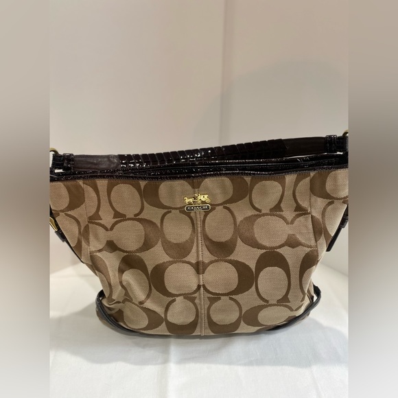Coach Chelsea Katarina Handbag - Picture 4 of 12